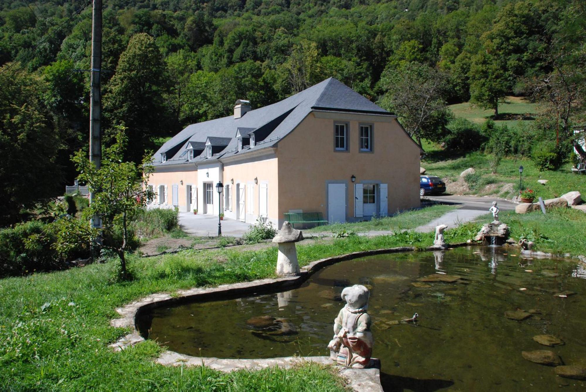 Les Gites Du Pla De Moura Luz-Saint-Sauveur Esterno foto