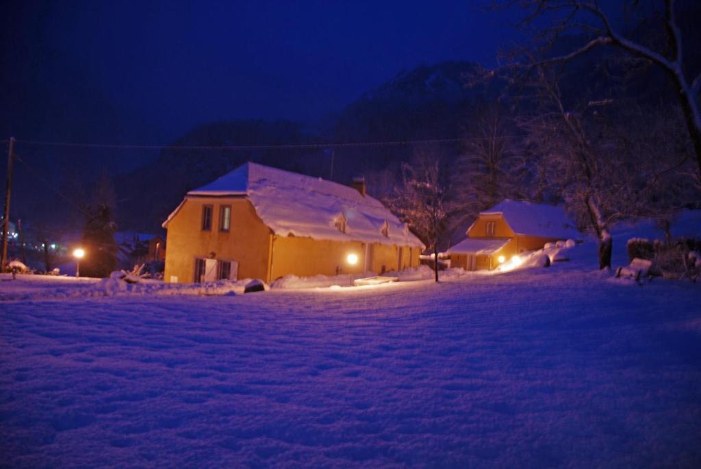Les Gites Du Pla De Moura Luz-Saint-Sauveur Esterno foto